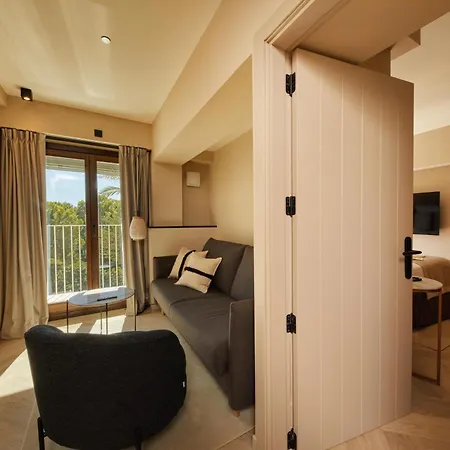 Belle Marivent Mediterranean Petit Отель 4*